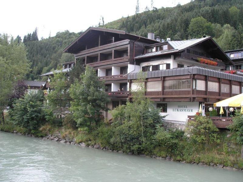 Hotel Lukasmayr Bruck an der Grossglocknerstrasse Exterior photo